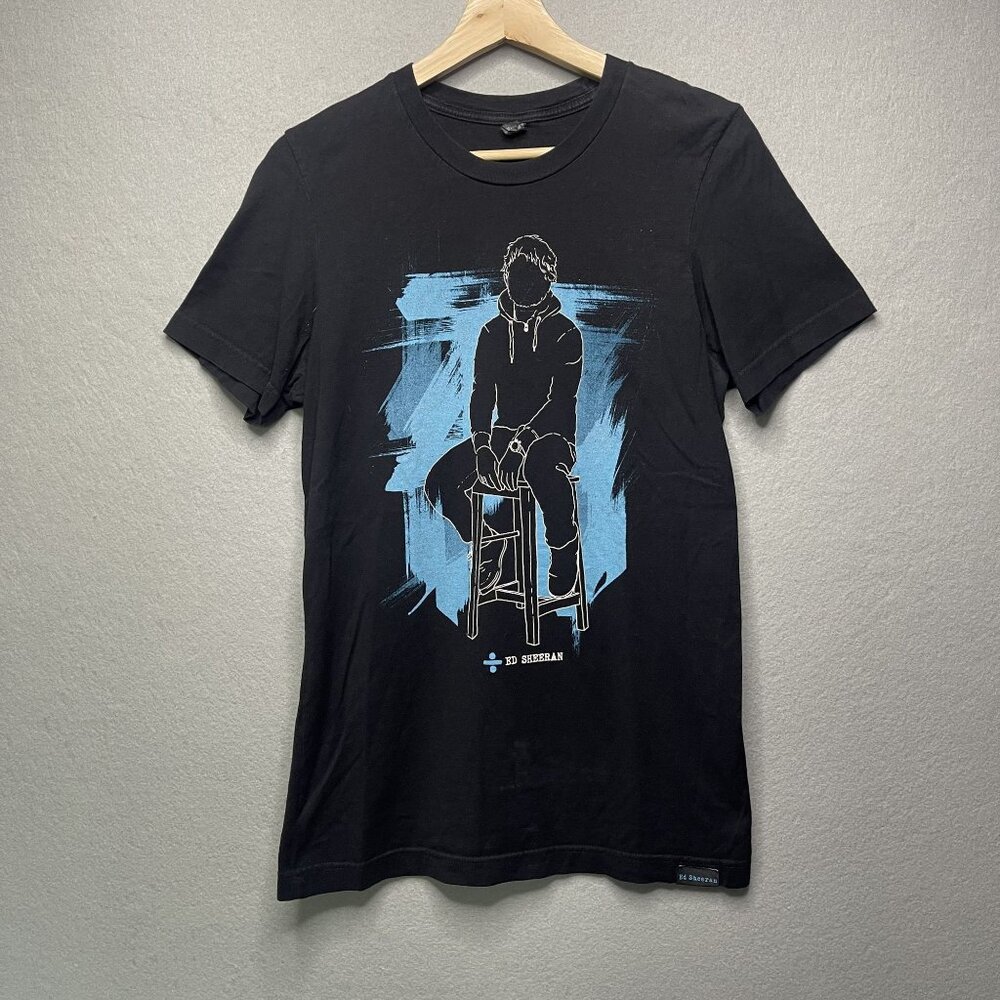 Ed Sheeran Divide Tour Shirt Size Small Short Sleeve Black Blue Cotton Crew